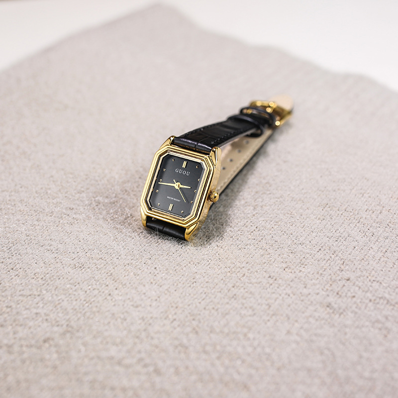 New Classic, Vintage, Hong Kon - Luxury Watch In Hong Kong recension och pris
