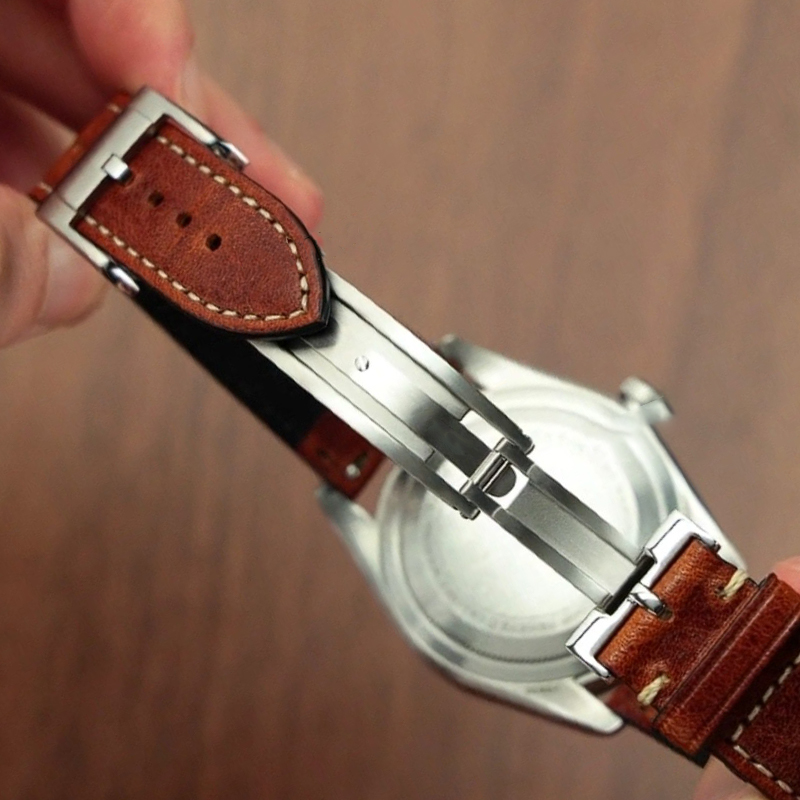 NEW Luxury Deployant Clasp 16m - Luxury Watch Uk recension och pris