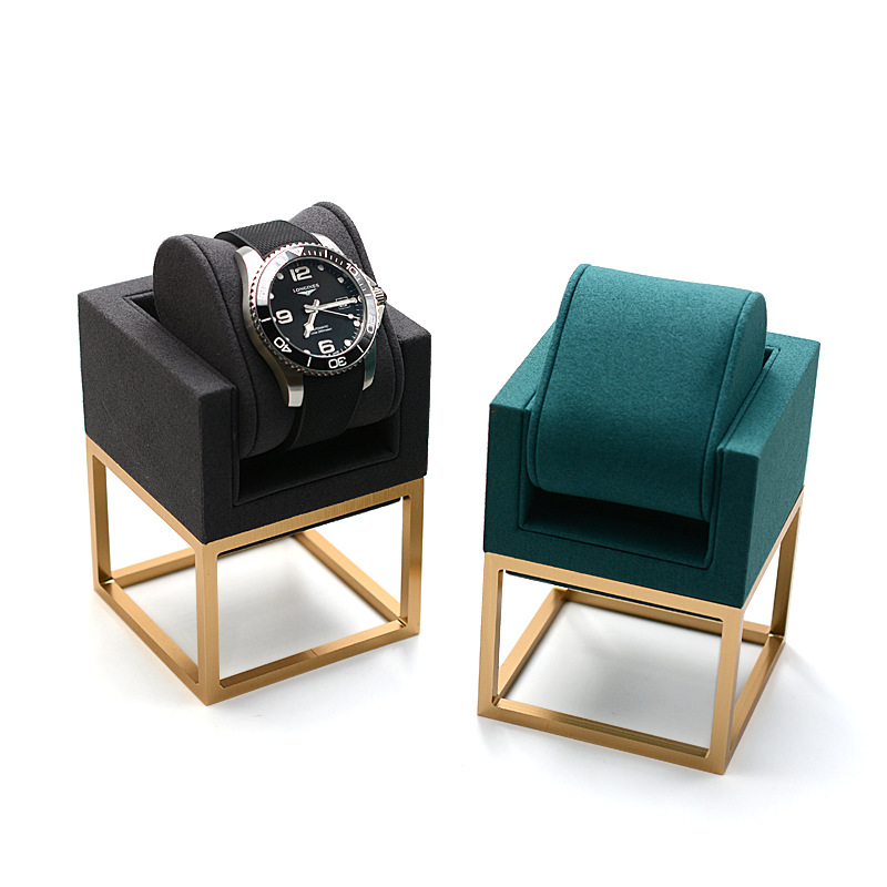 Watch Display Stand Metal Fram - Luxury Watch Photography recension och pris